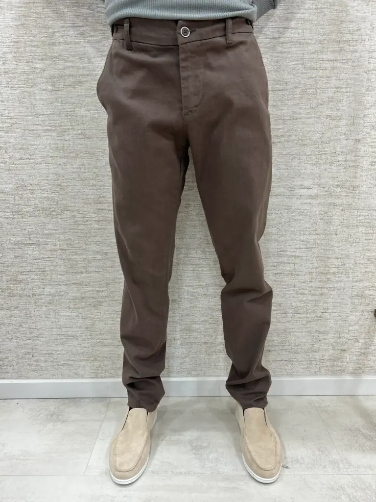 Slim-Fit Chino Broek Bruin