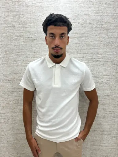 Minimal Polo Wit